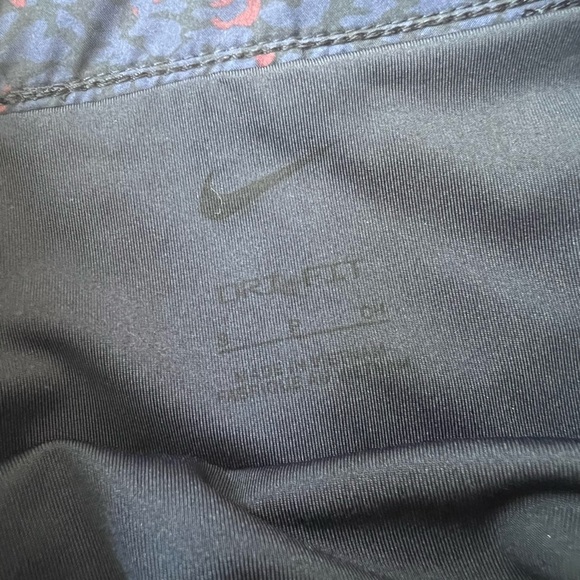 NWT Nike Women’s Dri-Fit Mid-Rise Brief Lined Shorts in Midnight Navy size S - Picture 4 of 5